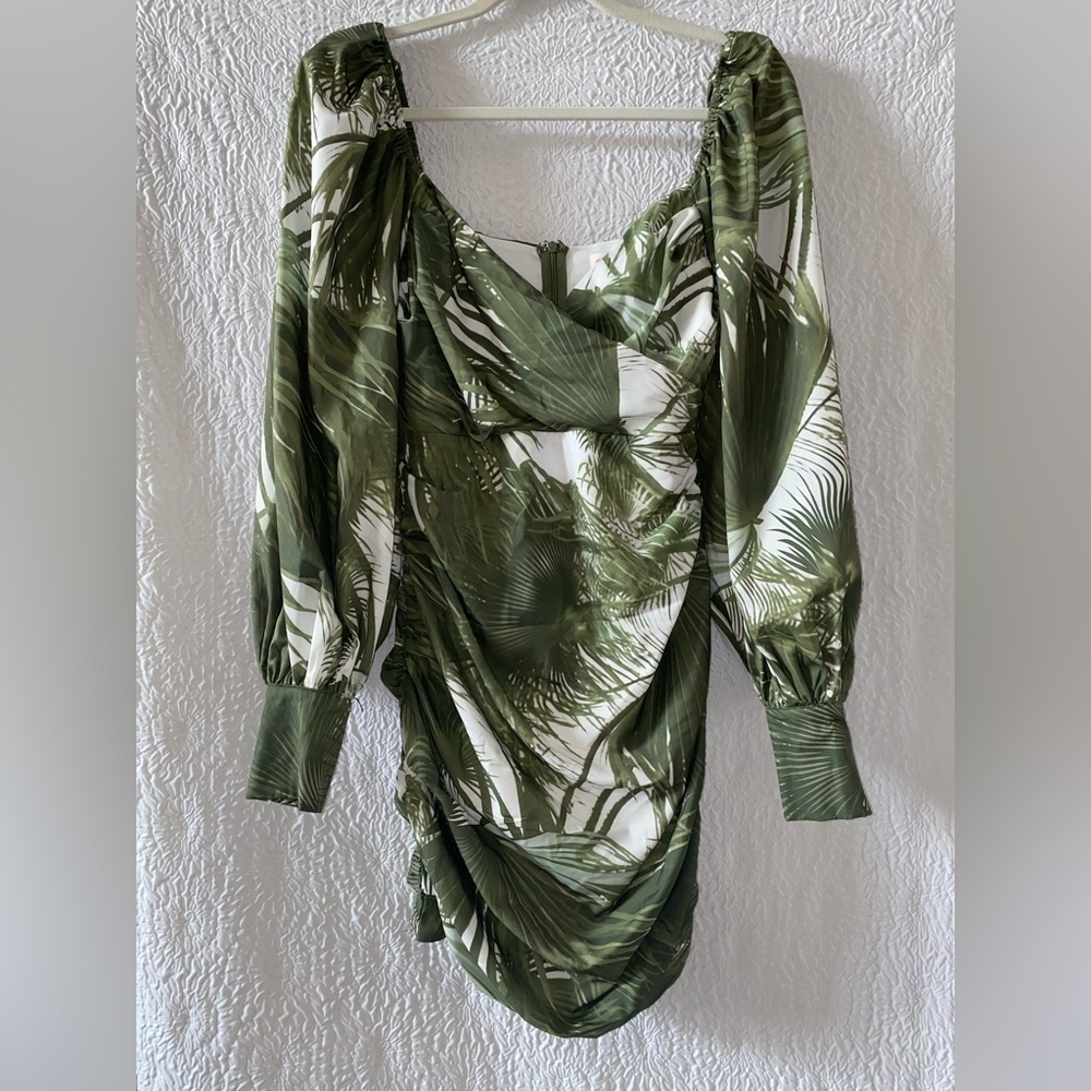 L'ATISTE By Amy Palm Branch Long Lantern Sleeve Ruched Mini Dress - Picture 4 of 11